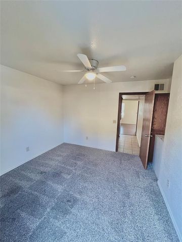 1901 E Lindsey 20A, Norman, OK 73071