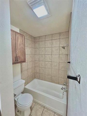 1901 E Lindsey 20A, Norman, OK 73071