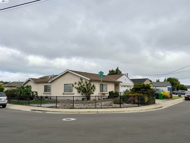 14631 Rollins St, San Leandro, CA 94579