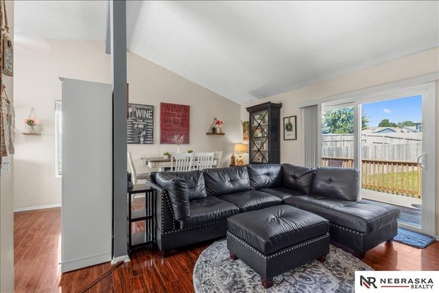 19116 U Street, Omaha, NE 68135
