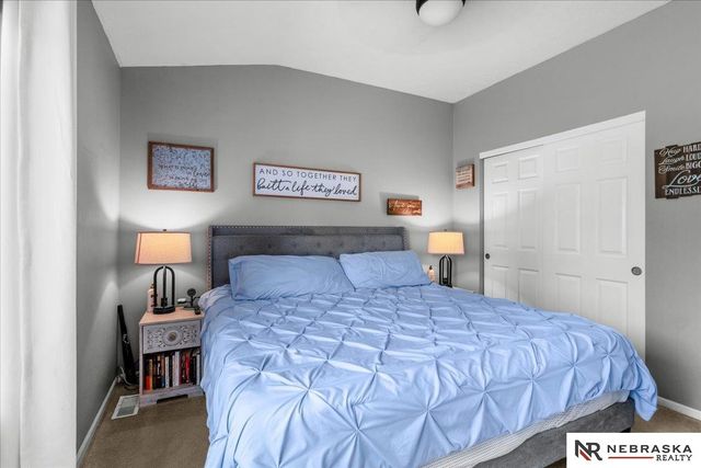 19116 U Street, Omaha, NE 68135