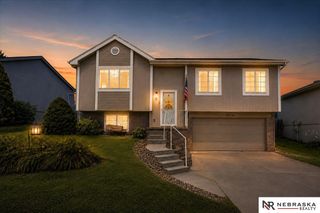 19116 U Street, Omaha, NE 68135