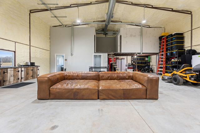 25403 S 580 Road, Afton, OK 74331