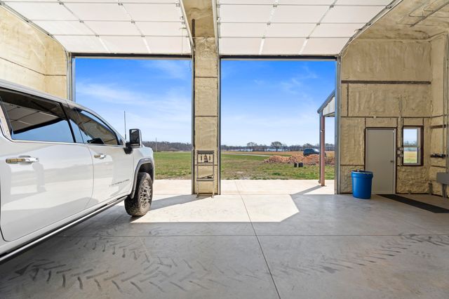 25403 S 580 Road, Afton, OK 74331