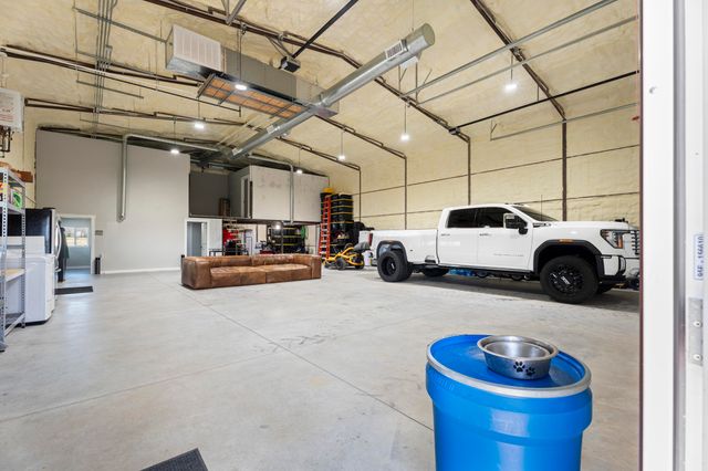 25403 S 580 Road, Afton, OK 74331