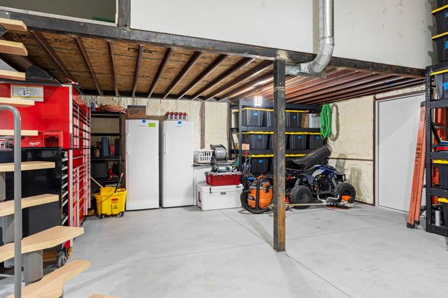 25403 S 580 Road, Afton, OK 74331