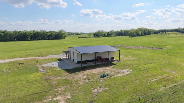 25403 S 580 Road, Afton, OK 74331
