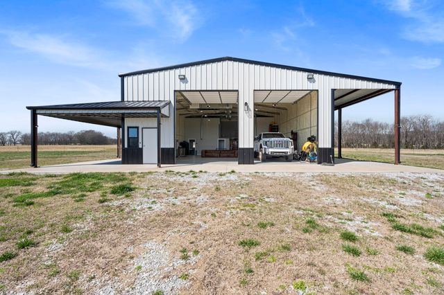 25403 S 580 Road, Afton, OK 74331