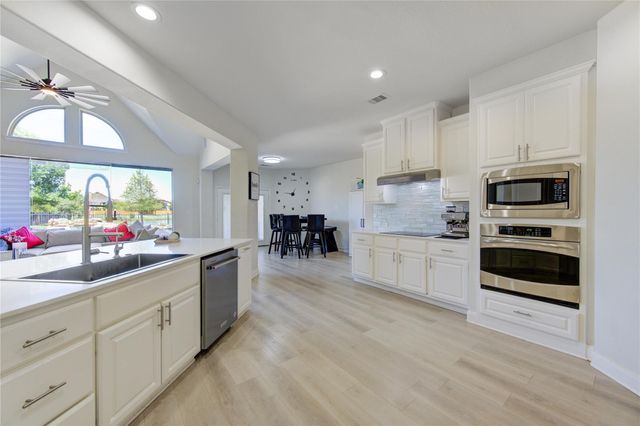 27706 Walsh Crossing Drive, Katy, TX 77494