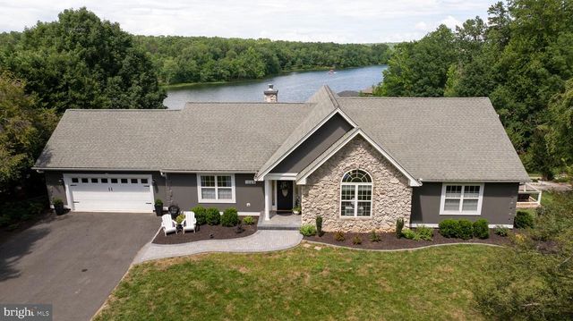 1069 MITCHELL POINT RD, Mineral, VA 23117