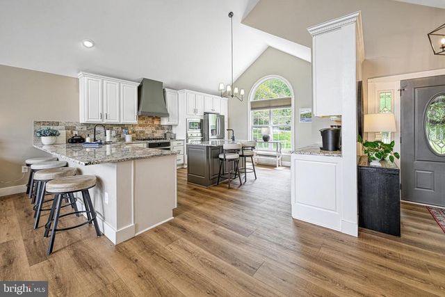 1069 MITCHELL POINT RD, Mineral, VA 23117