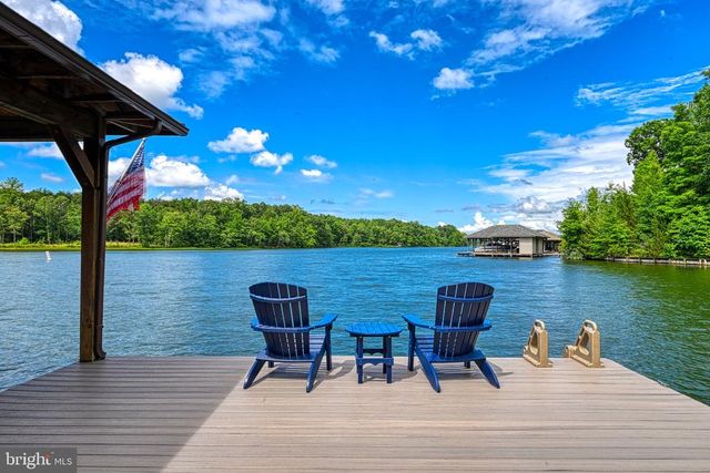 1069 MITCHELL POINT RD, Mineral, VA 23117