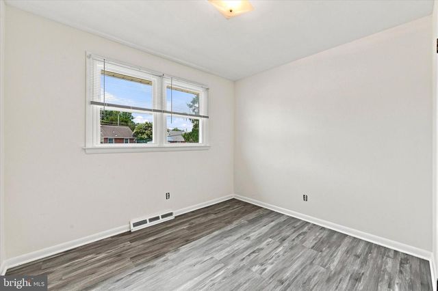 2314 FRANN DR, Wilmington, DE 19808