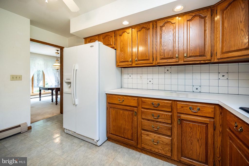 Image 11 of property listing at 15443 BITTINGER RD, Grantsville, MD 21536