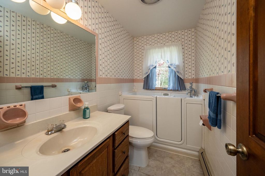 Image 52 of property listing at 15443 BITTINGER RD, Grantsville, MD 21536