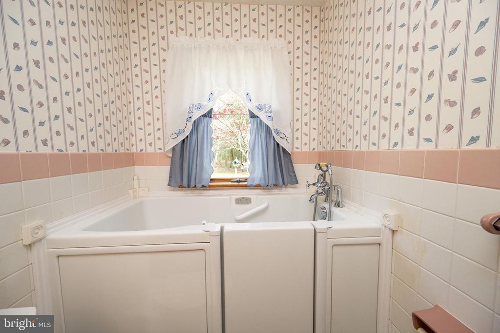 Image 53 of property listing at 15443 BITTINGER RD, Grantsville, MD 21536