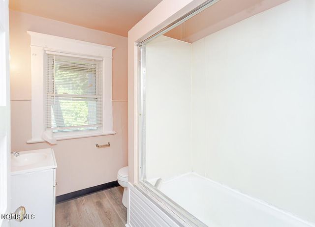 2639 Scottwood Avenue, Toledo, OH 43610