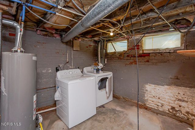 2639 Scottwood Avenue, Toledo, OH 43610