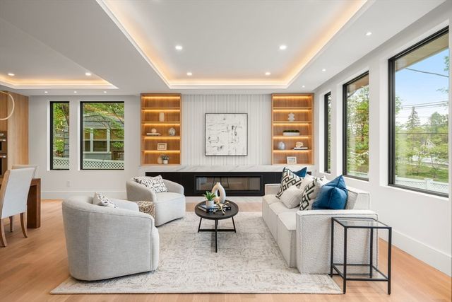 625 Boylston St, Newton, MA 02459