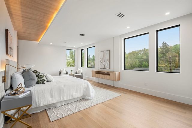 625 Boylston St, Newton, MA 02459