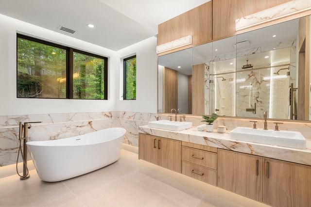 625 Boylston St, Newton, MA 02459