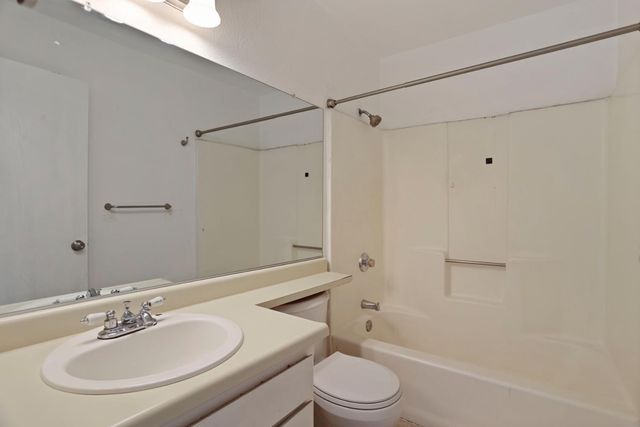 7208 Tristan Cir, Stockton, CA 95210