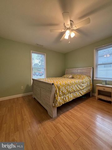 611 ANTHONY AVE, Toms River, NJ 08753