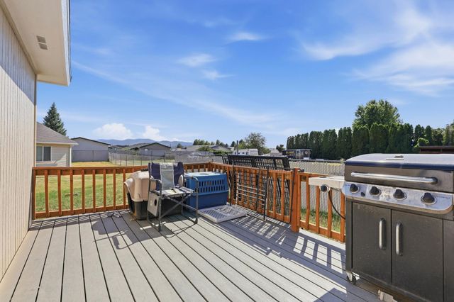 2809 N JOHNSON Ct, Spokane Valley, WA 99206