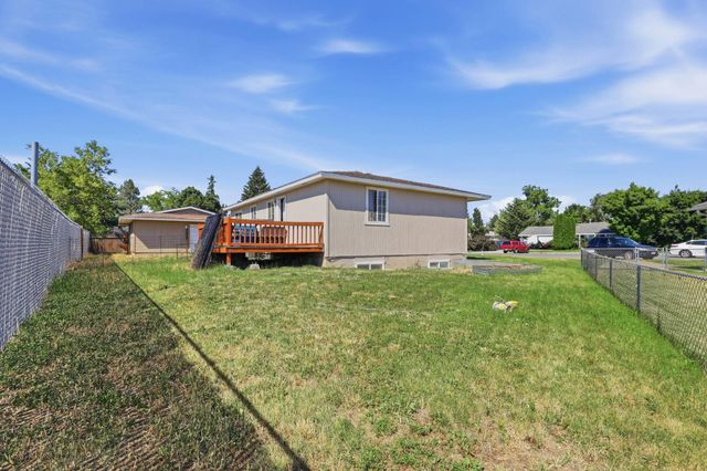 2809 N JOHNSON Ct, Spokane Valley, WA 99206