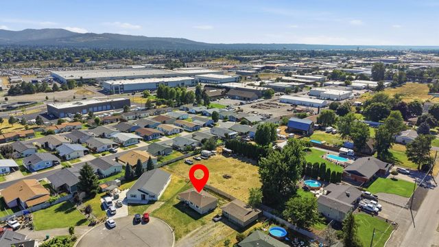2809 N JOHNSON Ct, Spokane Valley, WA 99206