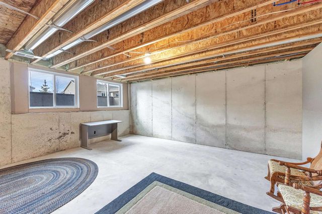 5593 N AMETHYST DRIVE, Appleton, WI 54913