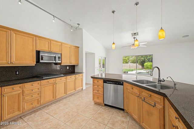 4206 E FOUNTAIN Street, Mesa, AZ 85205