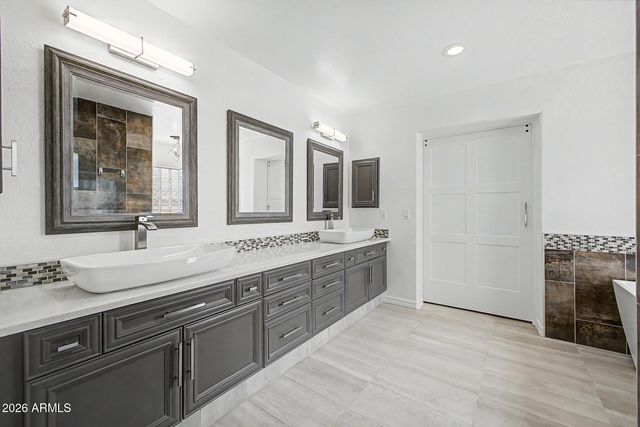 4206 E FOUNTAIN Street, Mesa, AZ 85205