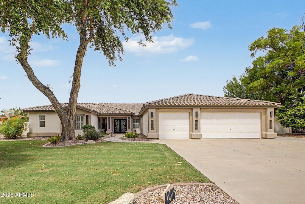 4206 E FOUNTAIN Street, Mesa, AZ 85205 — exterior