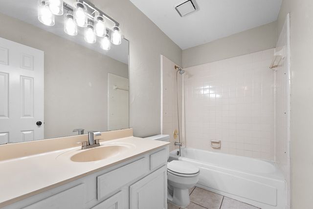 4138 Mapleridge Drive, Grapevine, TX 76051