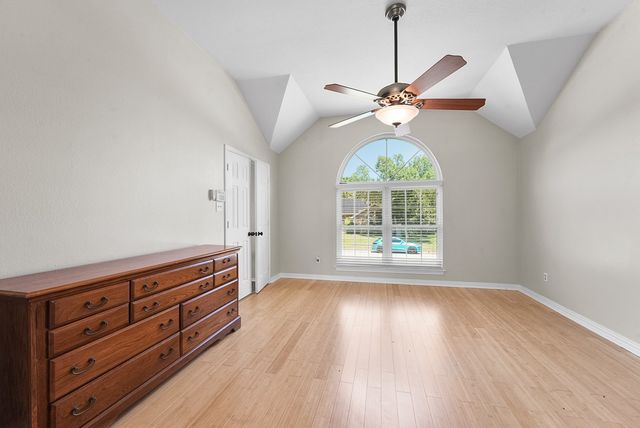 4138 Mapleridge Drive, Grapevine, TX 76051