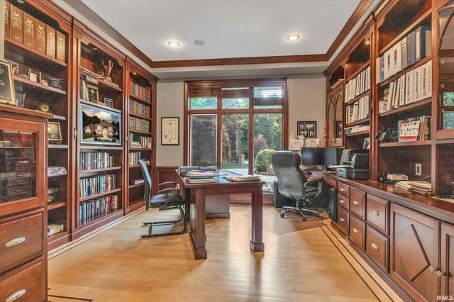 21533 Golden Maple Court, South Bend, IN 46628