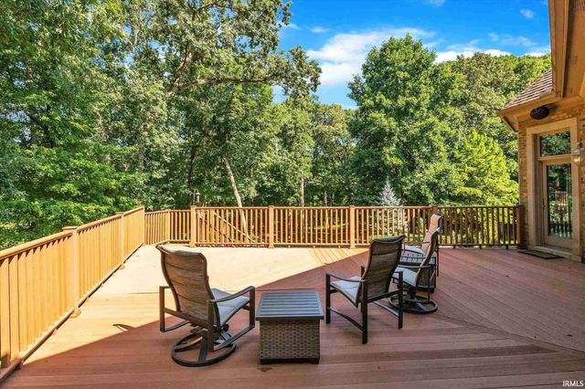 21533 Golden Maple Court, South Bend, IN 46628