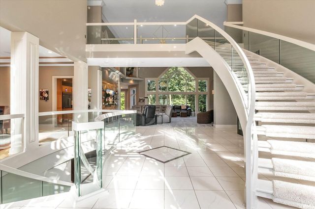 21533 Golden Maple Court, South Bend, IN 46628