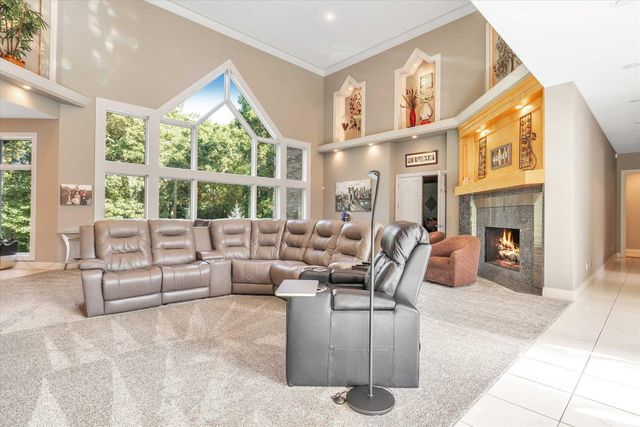 21533 Golden Maple Court, South Bend, IN 46628