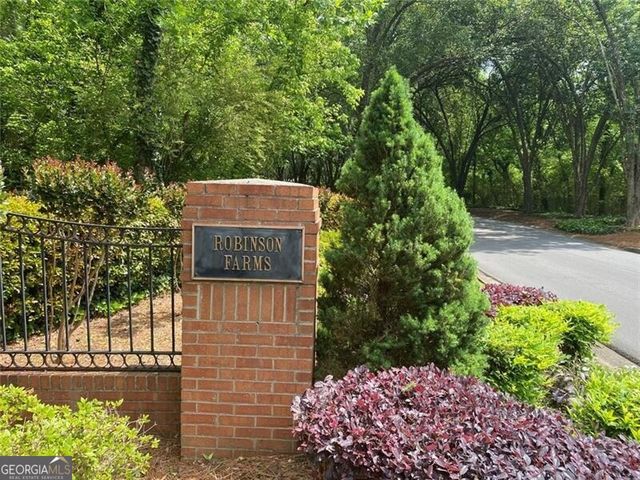 3389 Robinson Farms Trace NE, Marietta, GA 30068