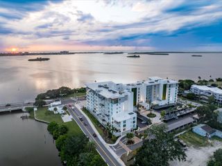 1020 SUNSET POINT ROAD 511, Clearwater, FL 33755
