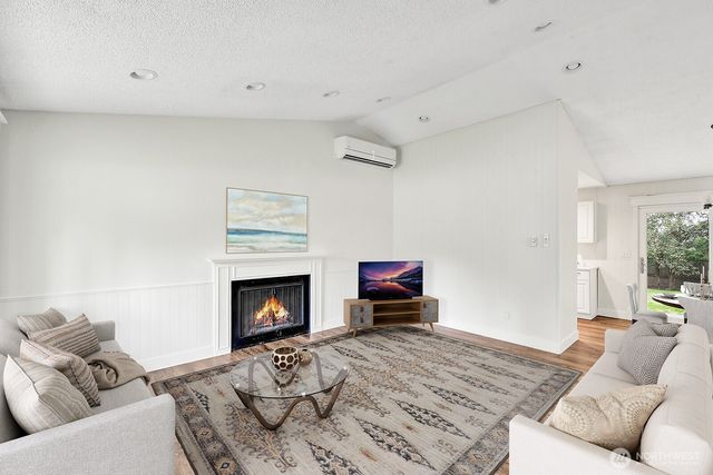 26806 NE Bird Street, Duvall, WA 98019