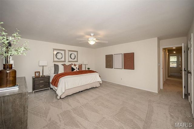 1538 Woodroyal West Drive, Chesterfield, MO 63017