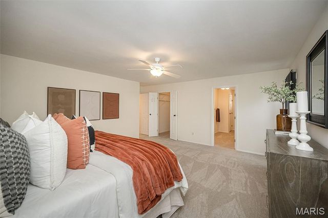 1538 Woodroyal West Drive, Chesterfield, MO 63017