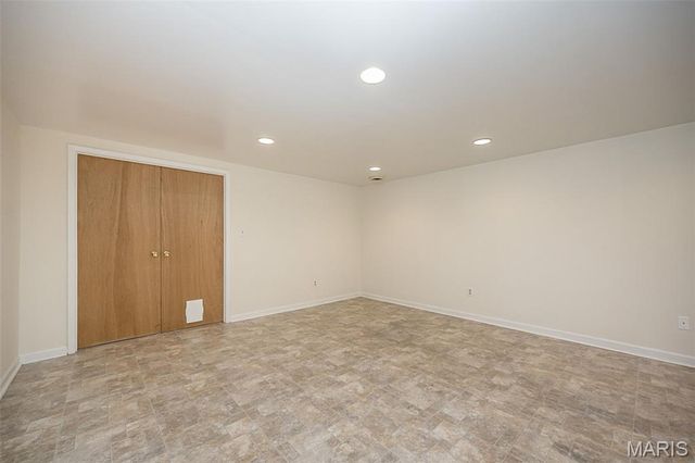 1538 Woodroyal West Drive, Chesterfield, MO 63017