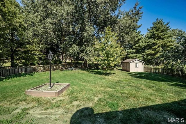 1538 Woodroyal West Drive, Chesterfield, MO 63017