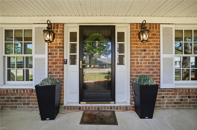 2605 Admiral DR, Virginia Beach, VA 23451