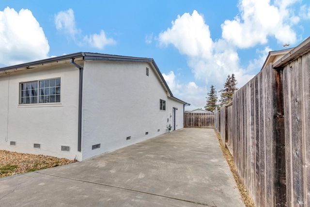 35 Marla Dr, American Canyon, CA 94503