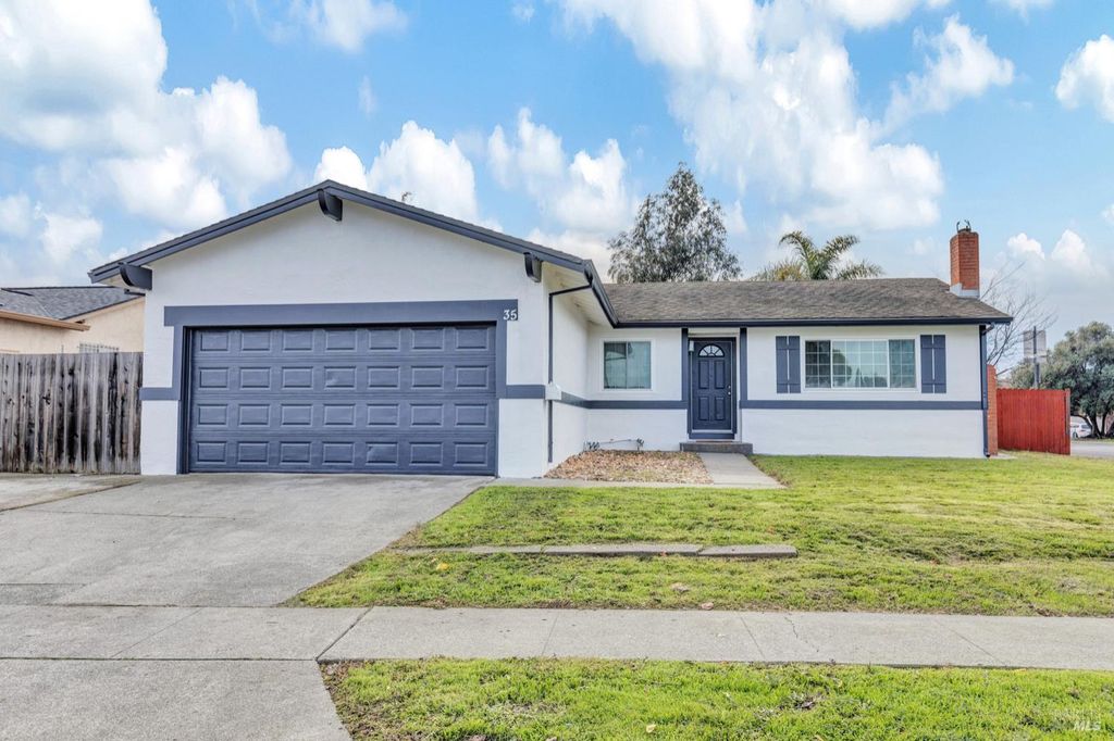 35 Marla Dr, American Canyon, CA 94503